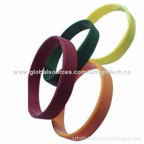 Silicone wristband with fashion